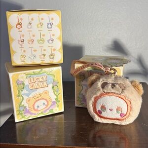 LUCKY Emma Rua Rua Zoo Scented Plushed Key Chain Blind Box